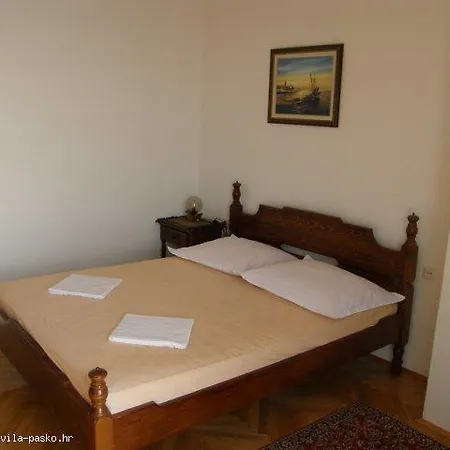 Vela 3510 Podgora (Split-Dalmatia)